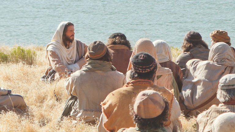 jesus_christ_teaching_sermon_mount