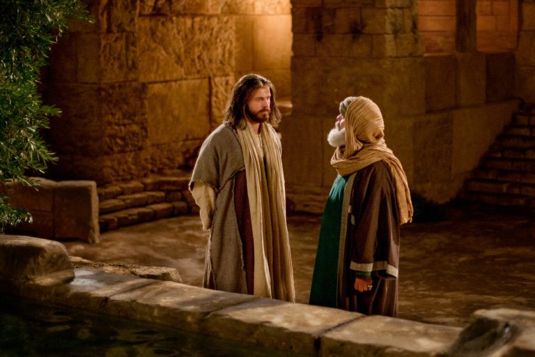 Jesús conversa con Nicodemo